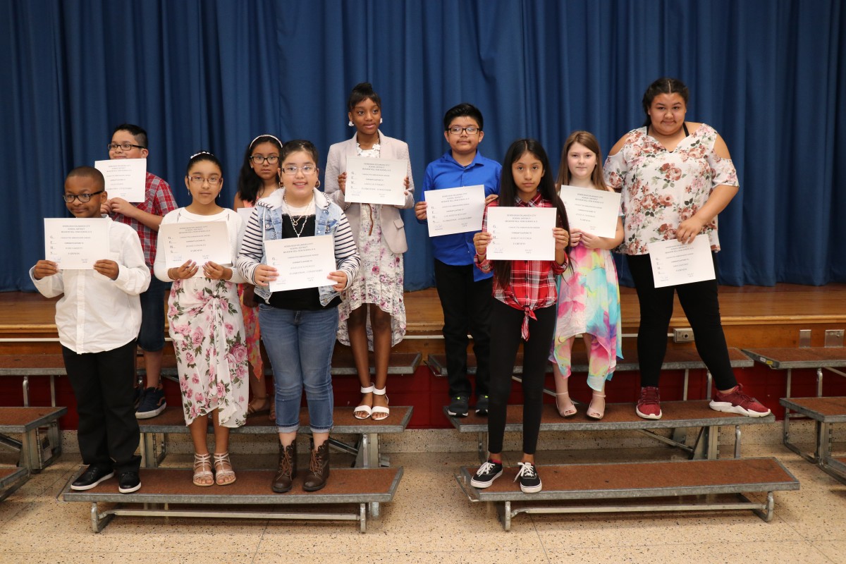 Meadow Hill School Celebrates 5th Grade Moving Up Ceremony Meadow